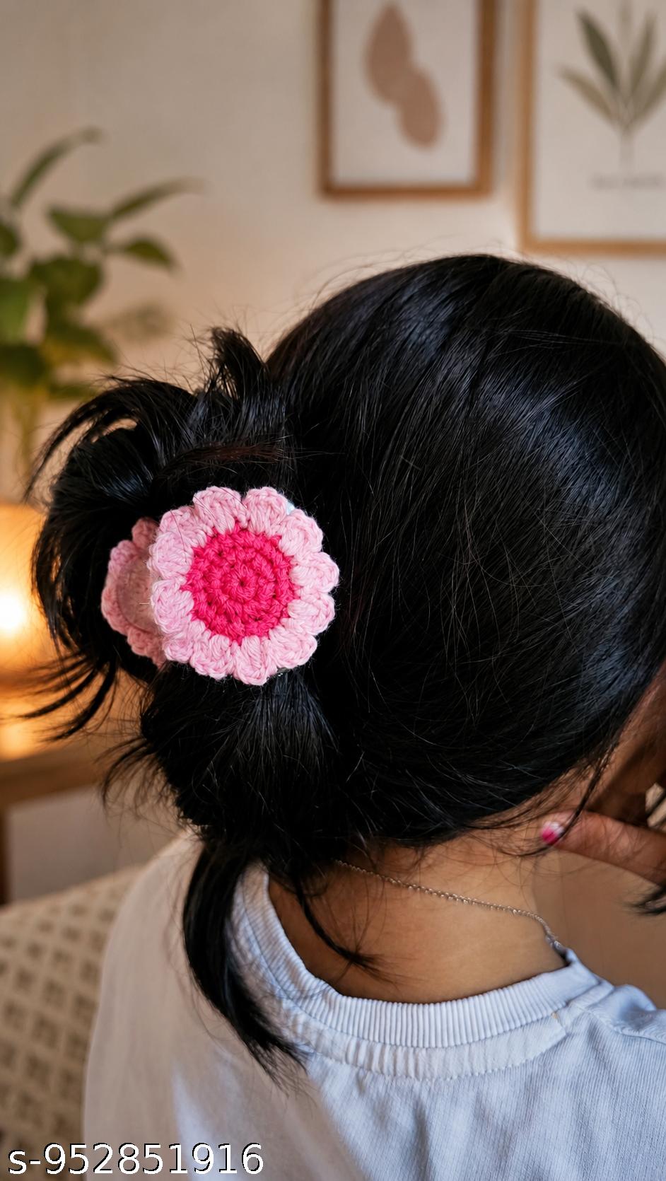 Crochet Flower Hair Clutch / Claw Clip(pink and light pink color).